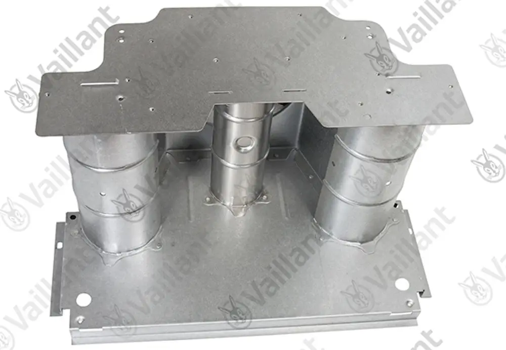 Metallisches Bauteil von Vaillant mit zwei runden Rohren und einer flachen Oberfläche, geeignet zur Strömungssicherung in Heizungsanlagen.